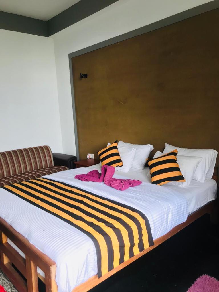 Monarch Ella Hotell Rom bilde